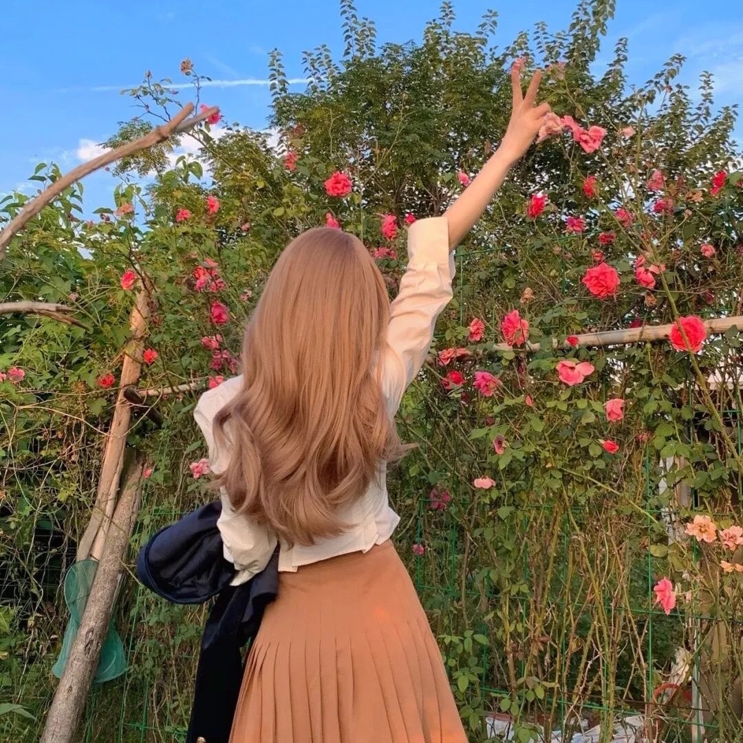 一直游到海水变蓝